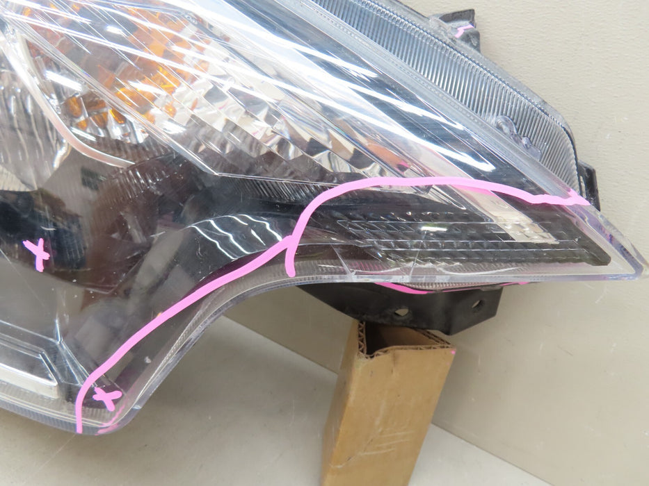 2017-2019 NISSAN VERSA FRONT RIGHT PASSENGER HEADLIGHT HALOGEN OEM 26010-9ME0A