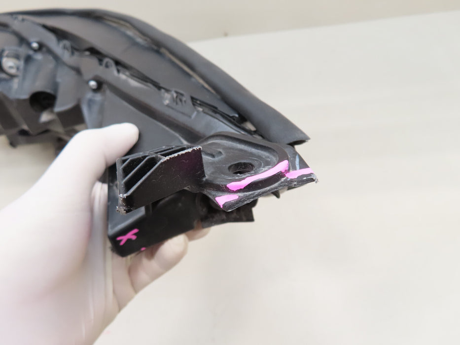 2021-2023 TOYOTA SIENNA FRONT RIGHT PASSENGER HEADLIGHT LED OEM