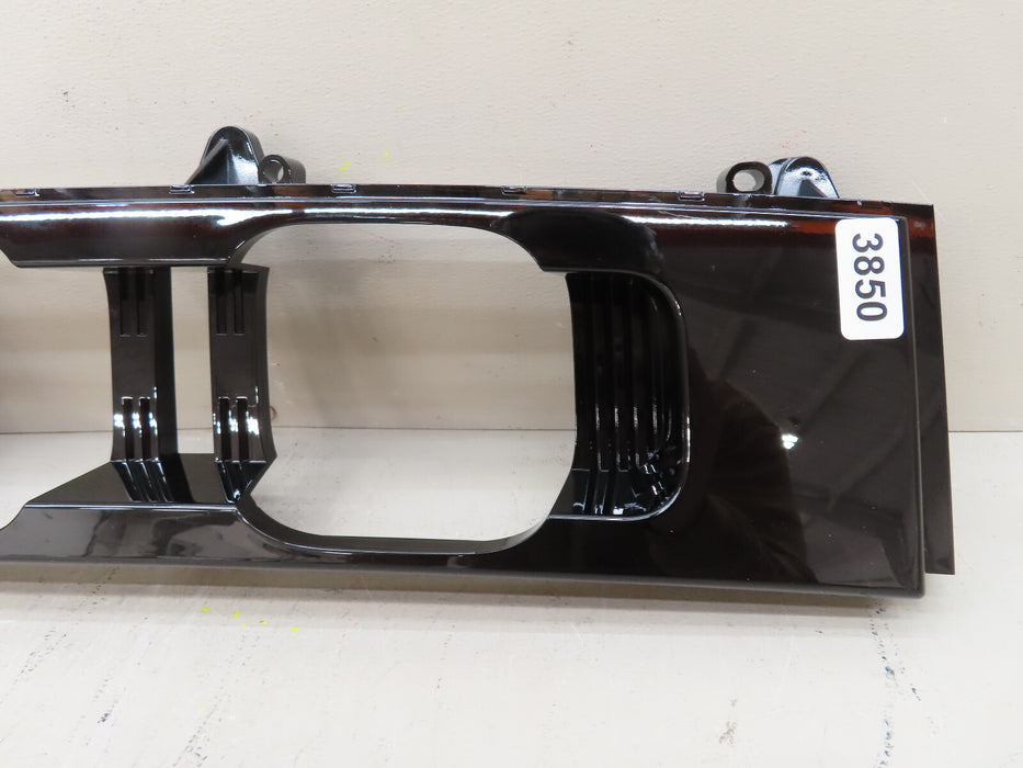 2020-2023 LAND ROVER DEFENDER REAR LEFT DRIVER QUARTER PANEL TRIM TAIL LIGHT OEM