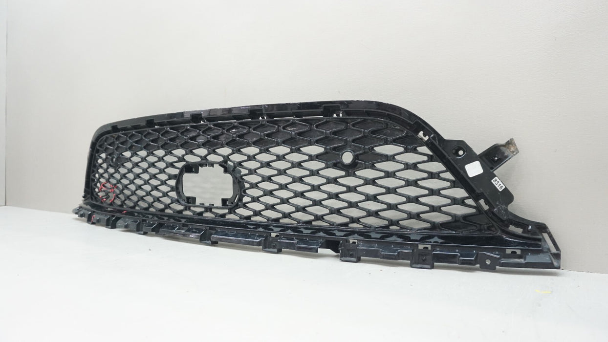 2021-2023 CHRYSLER PACIFICA FRONT LOWER BUMPER GRILLE OEM