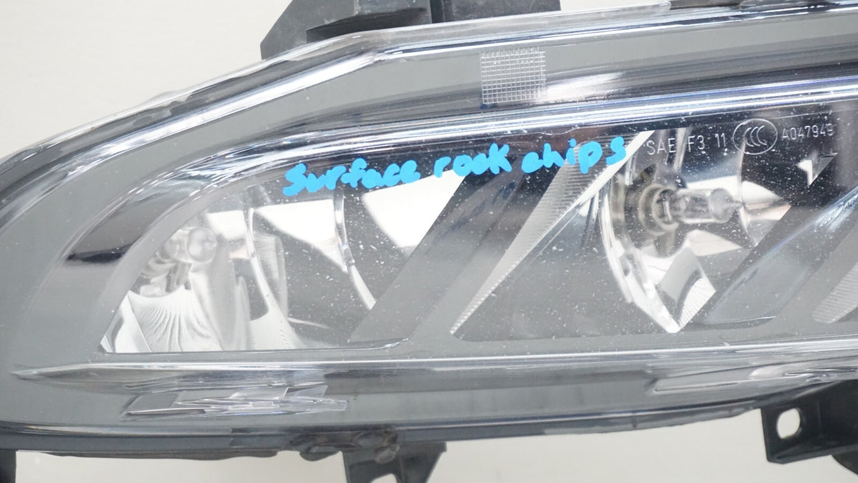2016-2018 NISSAN MAXIMA FRONT RIGHT PASSENGER SIDE FOG LIGHT OEM