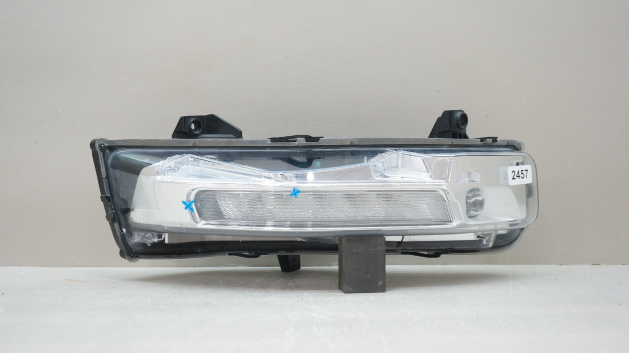 2018-2023 FORD MUSTANG FRONT RIGHT PASSENGER SIDE FOG LIGHT OEM