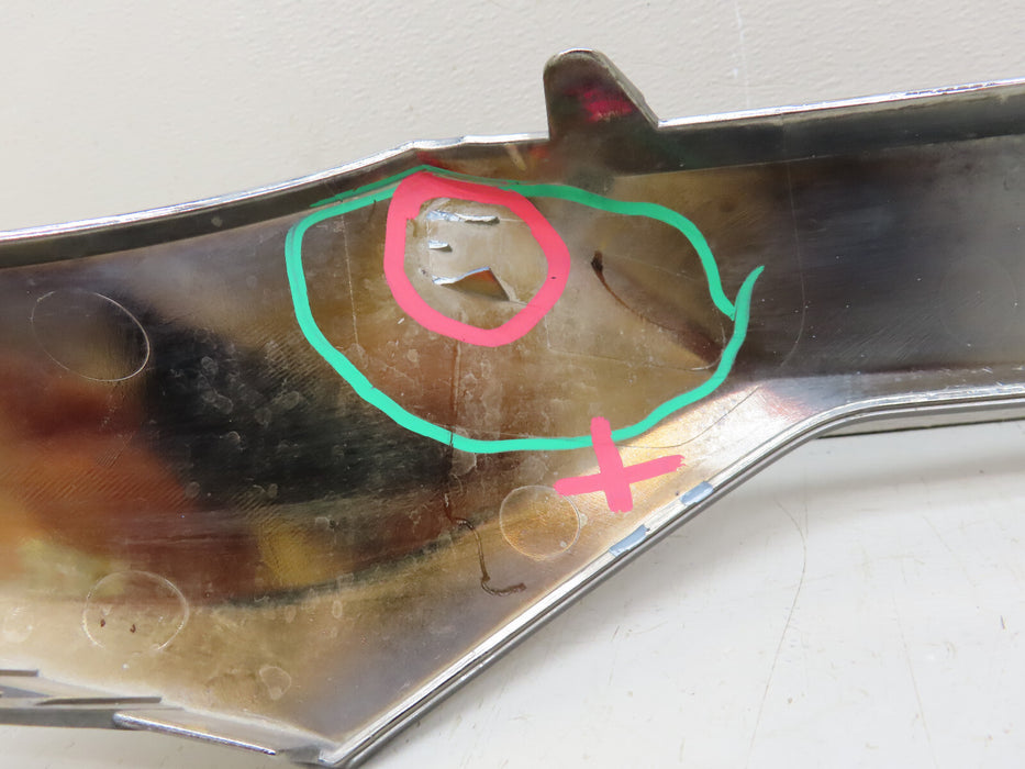 2019 2020 HYUNDAI SANTA FE FRONT CENTER MOLDING OEM