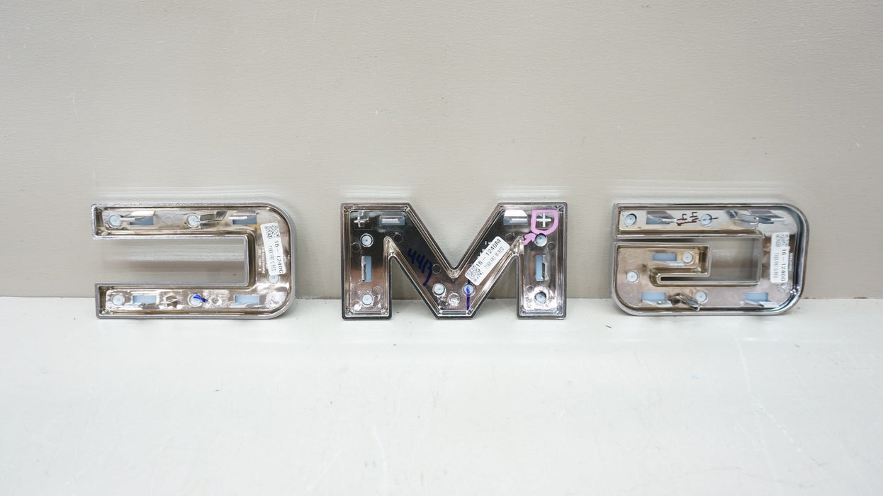 2021-2024 GMC YUKON FRONT GMC GRILLE RED EMBLEM LETTERS SET OEM 84237678