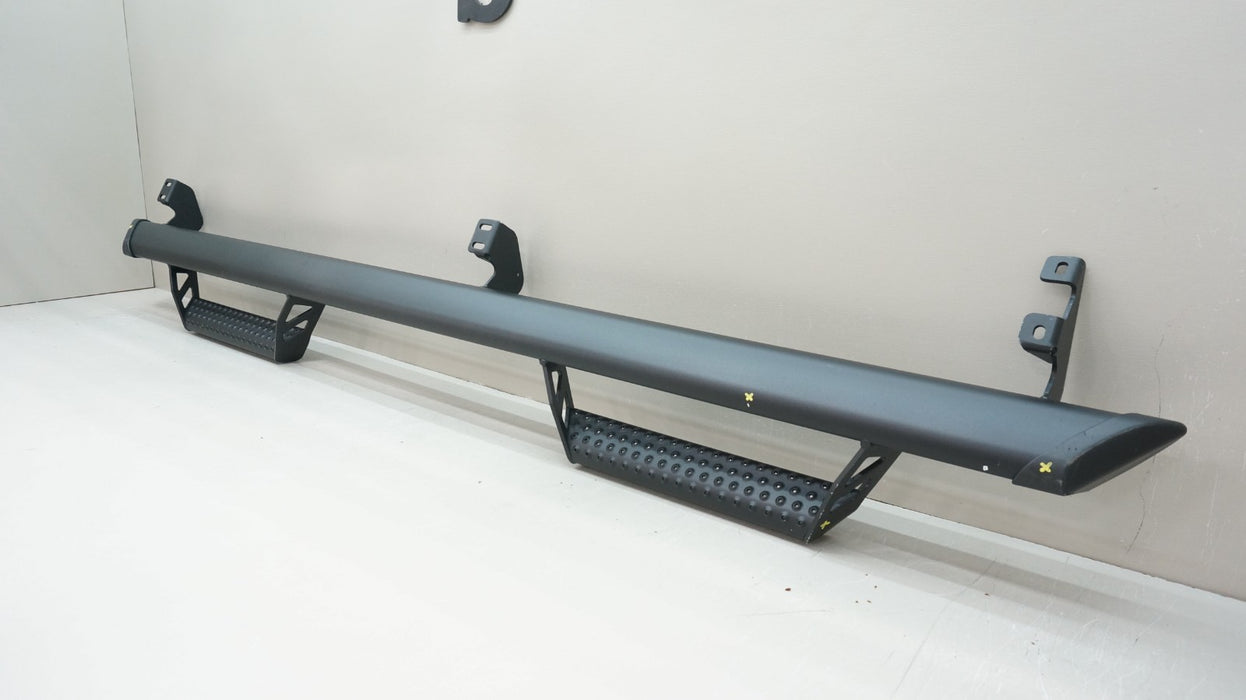 2016-2023 TOYOTA TACOMA RIGHT SIDE STEP RUNNING BOARD OEM