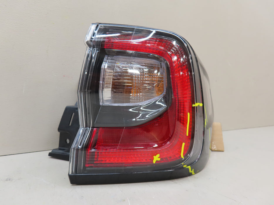2020-2024 SUBARU OUTBACK REAR RIGHT PASSENGER OUTER SIDE TAIL LIGHT OEM