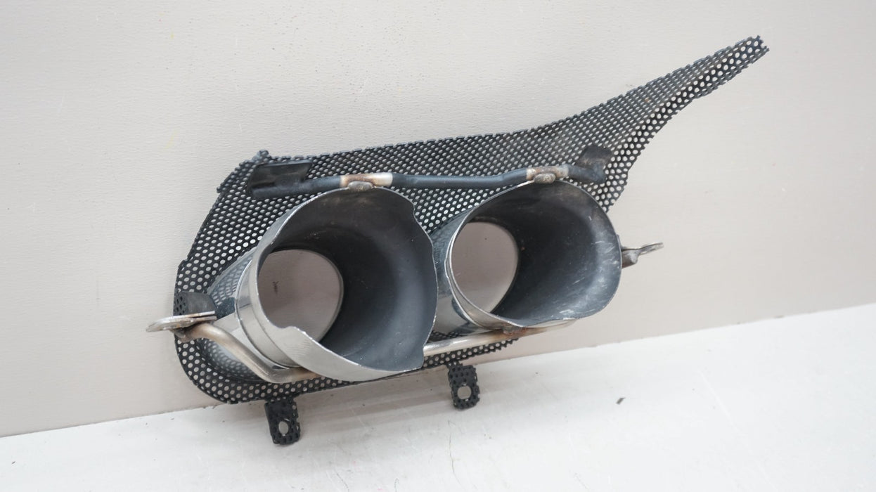 2017-2020 MASERATI LEVANTE REAR RIGHT PASSENGER SIDE EXHAUST TIP OEM