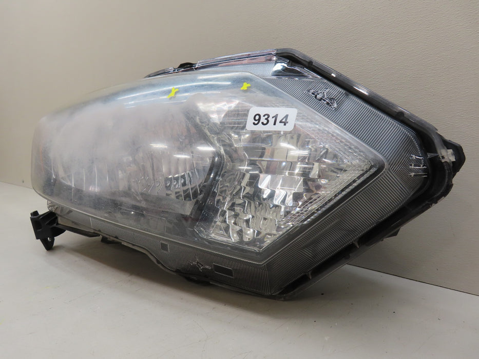 2016-2018 HONDA HRV HR-V FRONT RIGHT PASSENGER SIDE HEADLIGHT OEM 9314