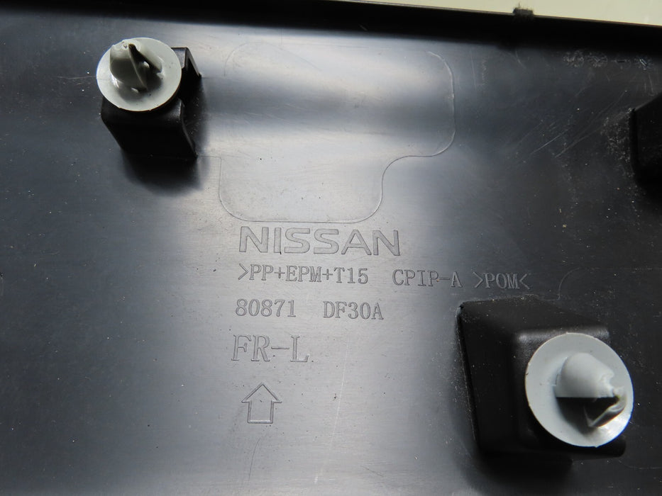 2017-2019 NISSAN ROGUE SPORT FRONT LEFT EXTERIOR LOWER DOOR TRIM OEM 80871-DF30A