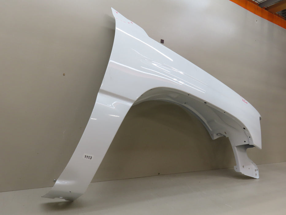 2003-2006 CADILLAC ESCALADE FRONT RIGHT PASSENGER SIDE FENDER PANEL OEM