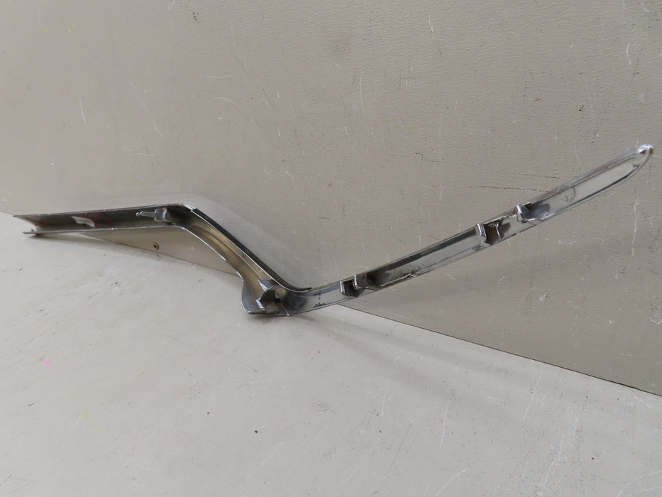2017-2019 HONDA CR-V FRONT RIGHT RADIATOR GRILLE MOLDING TRIM OEM 71123-TLA-A000