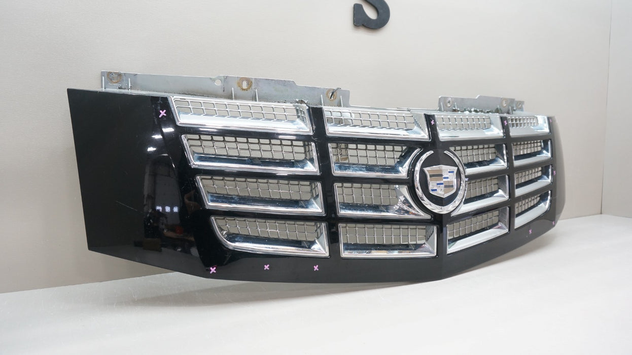 2007-2014 CADILLAC ESCALADE FRONT BUMPER RADIATOR GRILLE OEM