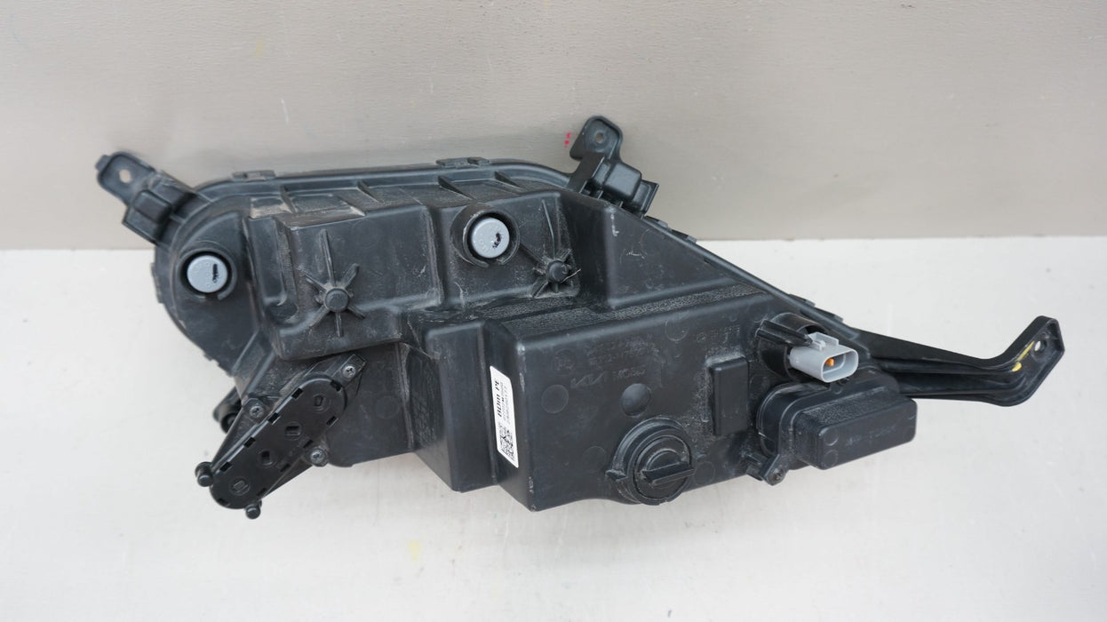 2022-2024 KIA FORTE FRONT RIGHT PASSENGER SIDE FOG LIGHT LAMP OEM 92202-M7500