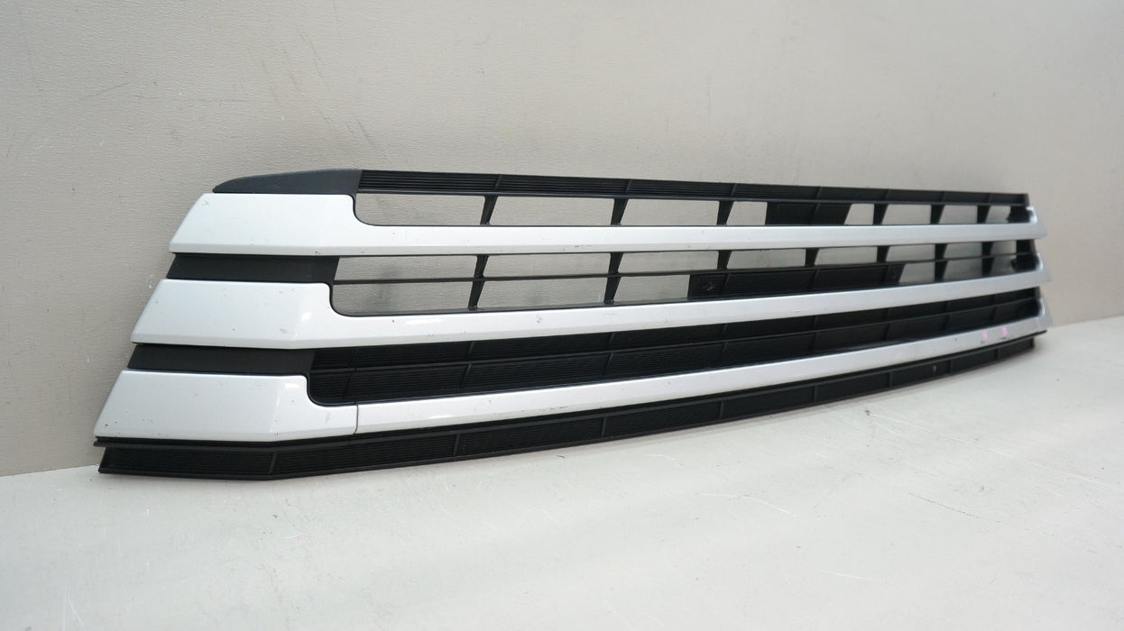 2017-2019 TOYOTA HIGHLANDER FRONT LOWER BUMPER GRILLE 53102-0E070