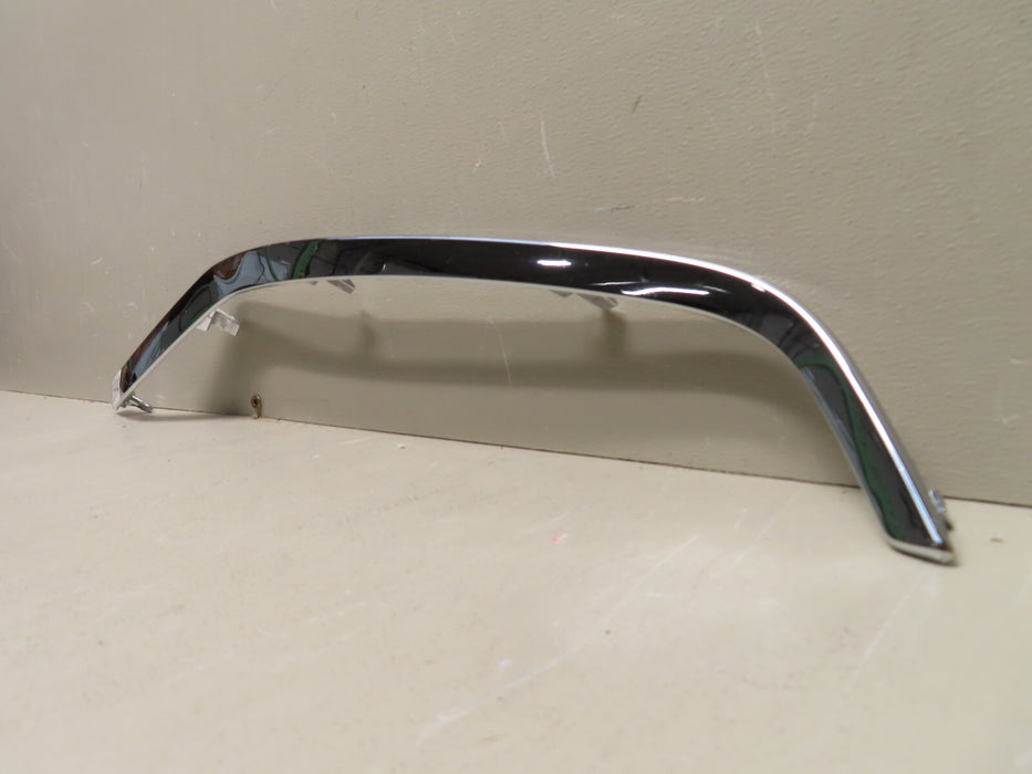 2016-2018 Lincoln MKX RIGHT Side Front Bumper Chrome Trim Grille Molding OEM