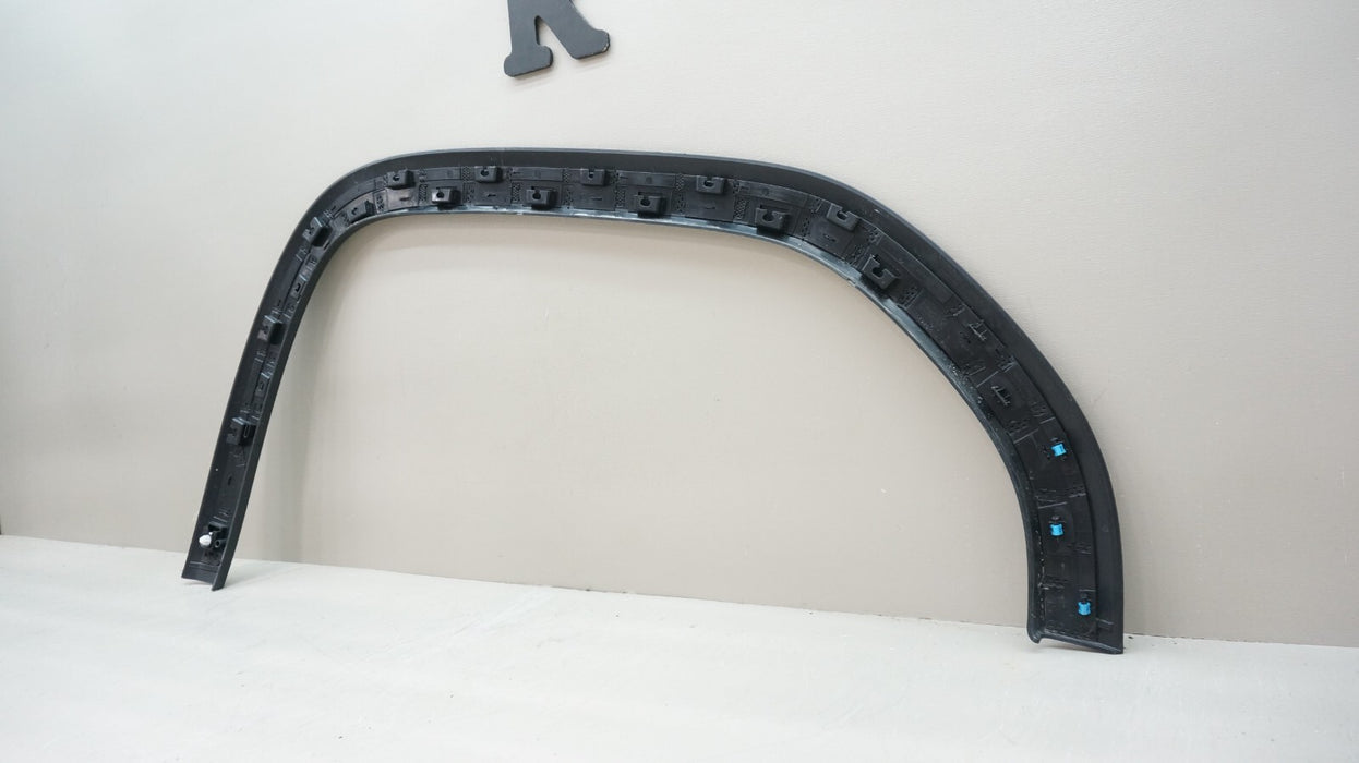 2019-2023 GMC SIERRA 1500 FRONT LEFT SIDE FENDER FLARE OEM 962772104 (R.T)