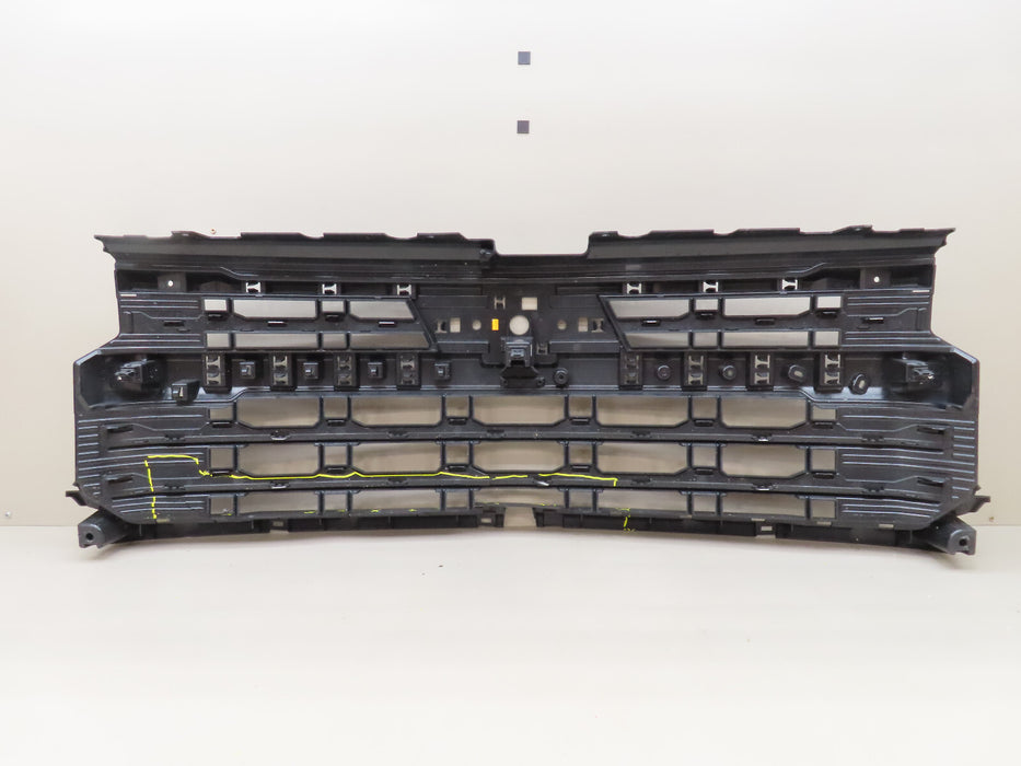 2022 2023 CHEVROLET SILVERADO 1500 FRONT RADIATOR GRILLE GRILL OEM 85104804