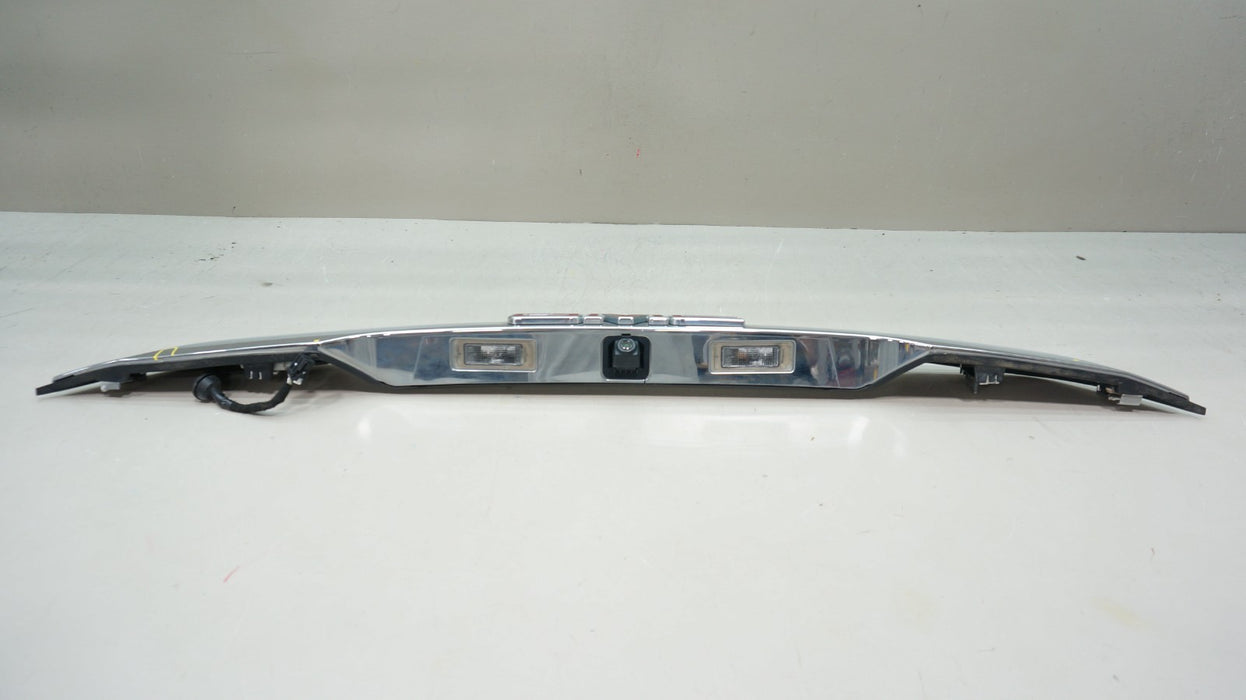 2017-2019 GMC ACADIA REAR TAILGATE HATCH MOLDING WITH CAMERA OEM 84169198