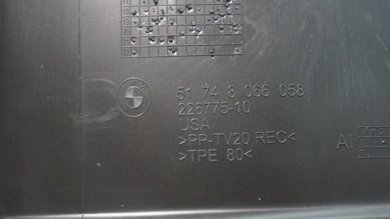 2018-2021 BMW X3 X4 FRONT RIGHT RADIATOR AIR DUCT MOLDING 51748066058 OEM