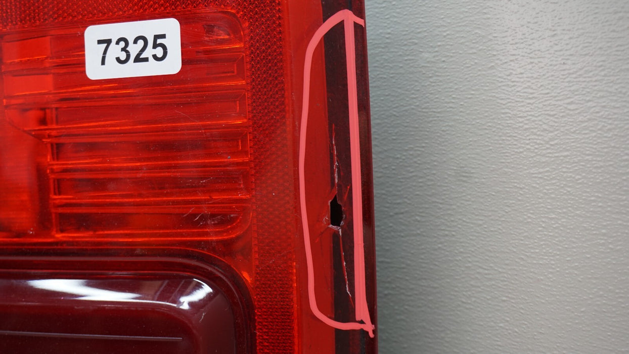 2020-2022 FORD F250 F350 REAR RIGHT PASSENGER TAIL LIGHT W/ BLINDSPOT SENSOR OEM