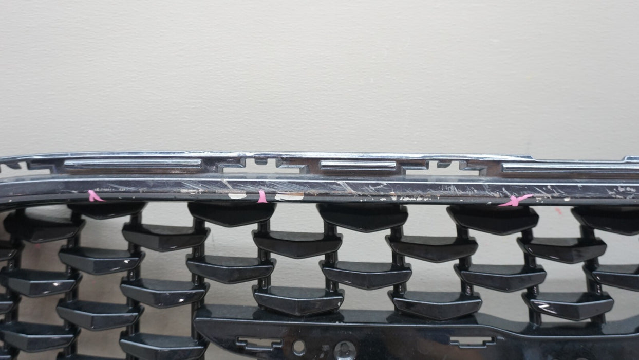 2016-2020 CHRYSLER 300 SEDAN FRONT BUMPER RADIATOR GRILLE GRILL OEM 5SW19TRMAE