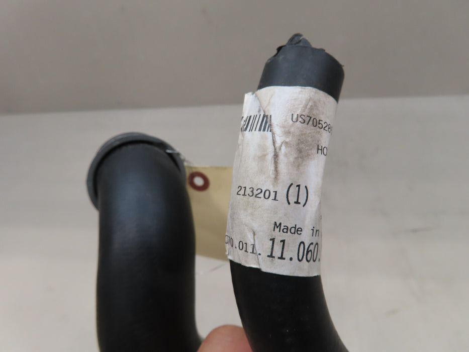 2007-2011 MERCEDES-BENZ CLS550 E550 RADIATOR HOSE LOWER OEM 211-501-51 82