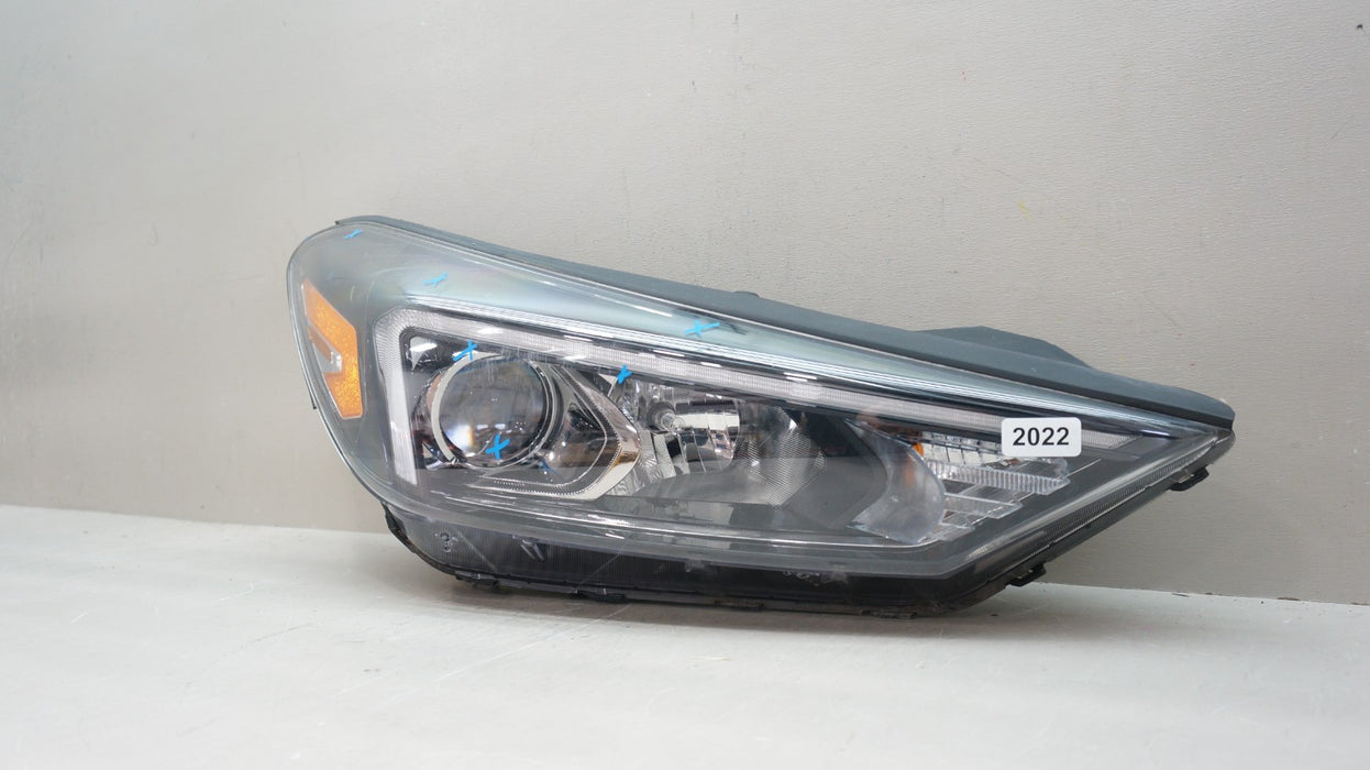 2019-2021 HYUNDAI TUCSON FRONT RIGHT PASSENGER SIDE HALOGEN HEADLIGHT OEM