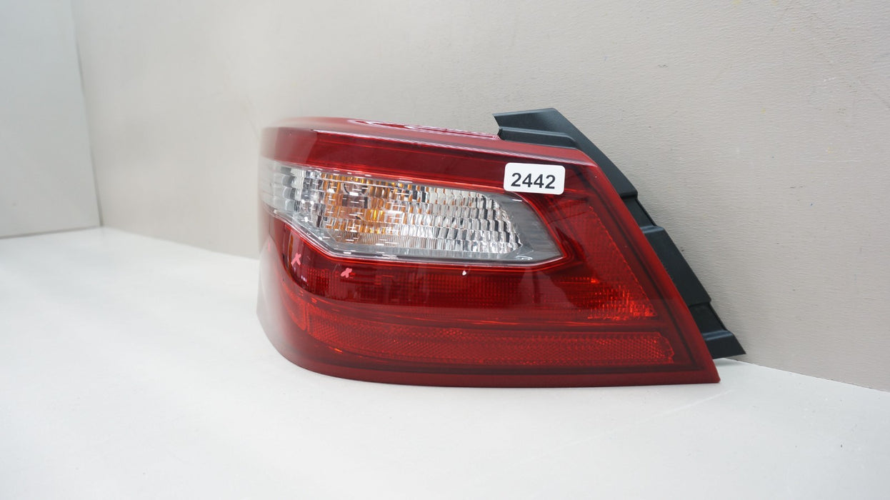 2016-2018 NISSAN ALTIMA REAR LEFT DRIVERS SIDE TAIL LIGHT OEM