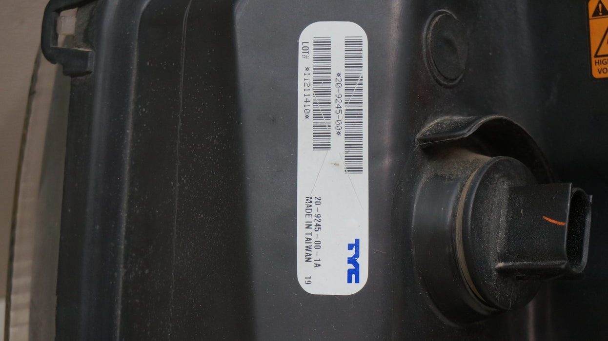 2010-2013 CHEVROLET CAMARO FRONT RIGHT SIDE XENON HEADLIGHT AFTERMARKET