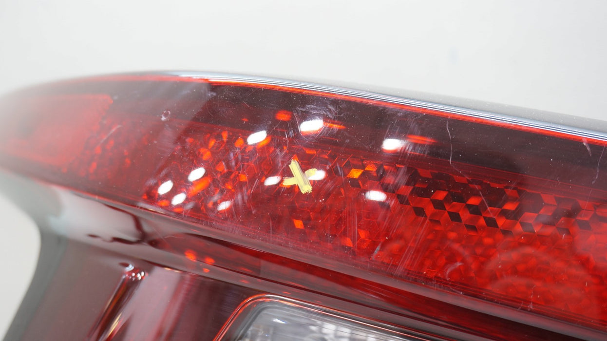 2024-2026 CHEVROLET TRAX LH LEFT REAR TAIL LAMP 42905695 OEM