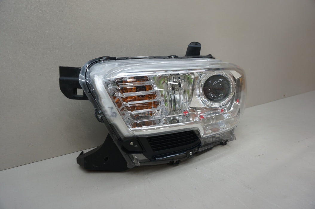 2016-2023 TOYOTA TACOMA FRONT LEFT DRIVERS SIDE HEADLIGHT HALOGEN OEM