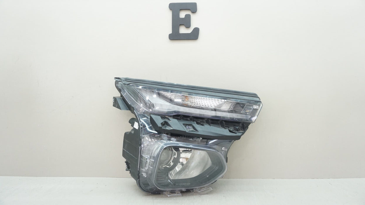 2021-2023 CHEVROLET TRAILBLAZER FRONT RIGHT PASSENGER SIDE HALOGEN HEADLIGHT OEM