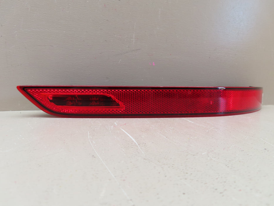 2014-2017 PORSCHE CAYENNE REAR RIGHT PASSENGER LOWER BUMPER TAIL LIGHT OEM