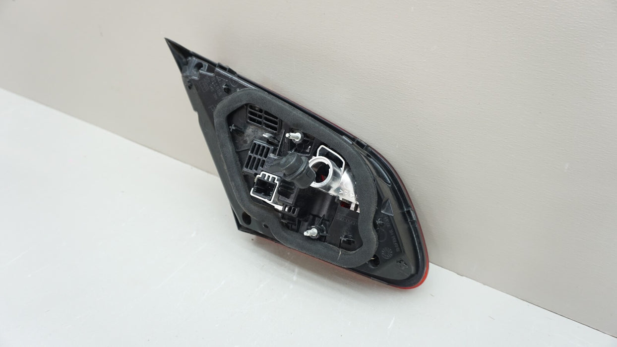 2013-2017 VOLKSWAGEN CC REAR RH RIGHT PASSENGER SIDE INNER TAIL LIGHT OEM