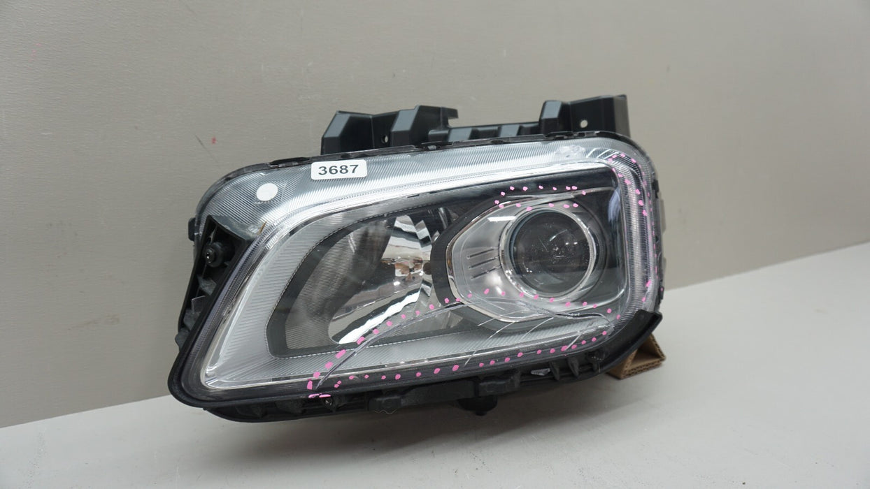 2018-2020 HYUNDAI KONA FRONT LEFT SIDE HEADLIGHT LAMP HALOGEN OEM 92101-J9XXX