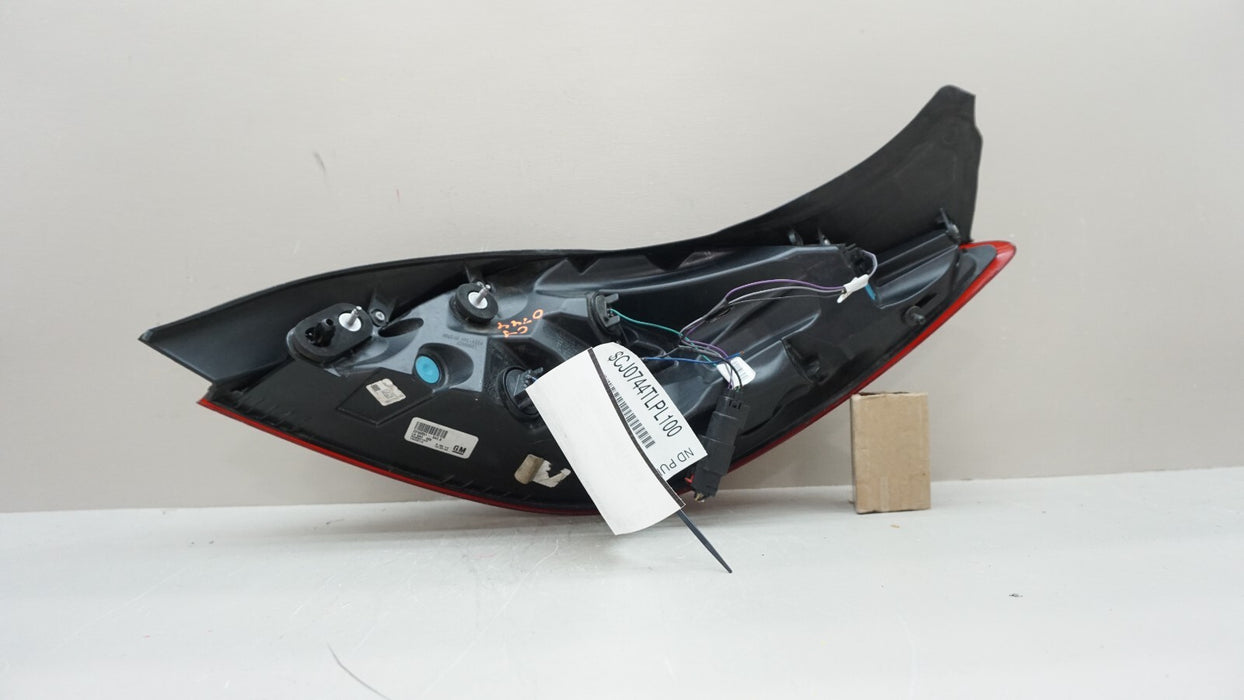 2014-2017 BUICK REGAL REAR LH LEFT DRIVER SIDE TAIL LIGHT OEM
