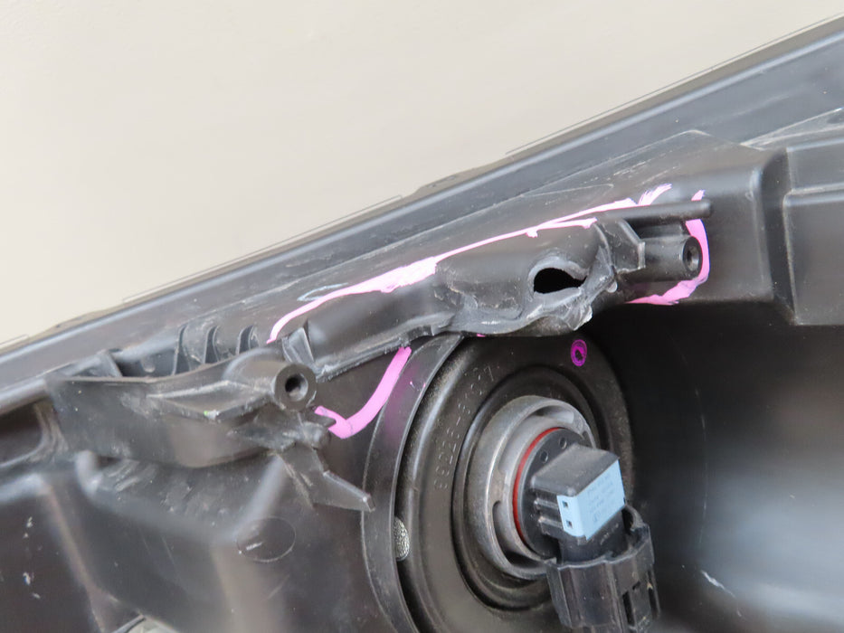 2020-2022 NISSAN ROGUE SPORT FRONT RIGHT PASSENGER SIDE HEADLIGHT HALOGEN OEM