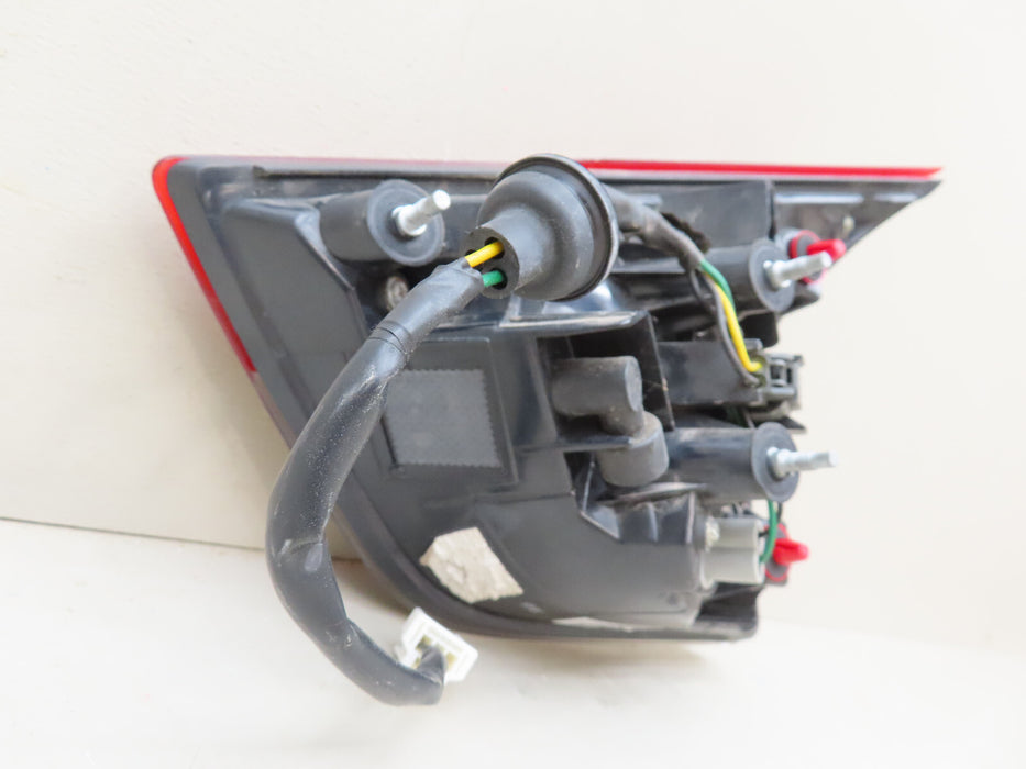 2017-2020 NISSAN ROGUE REAR LEFT DRIVER SIDE INNER TAIL LIGHT OEM