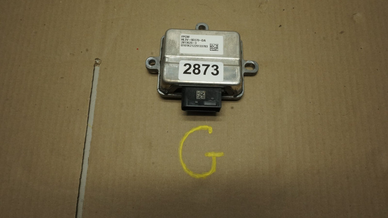 2018 - 2021 LINCOLN NAVIGATOR OEM FUEL PUMP CONTROL MODULE HL3V9D370DA
