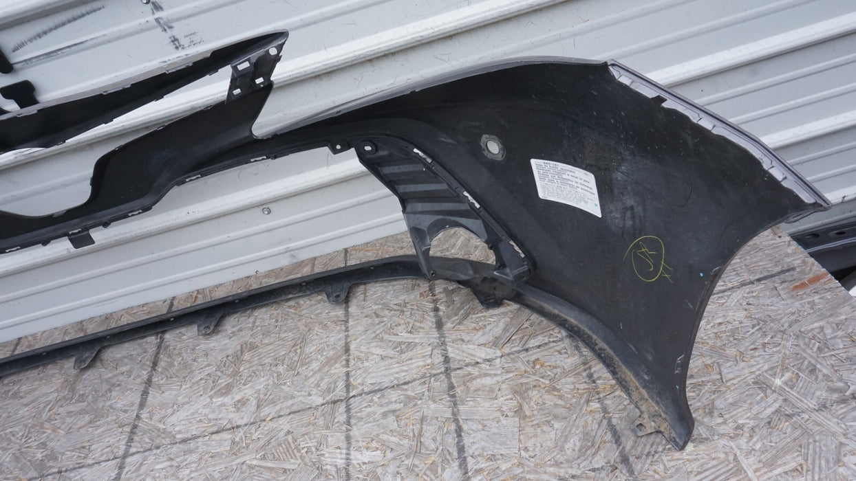 2018-2020 TOYOTA CAMRY FRONT MAIN BUMPER PANEL COVER OEM 18 19 20