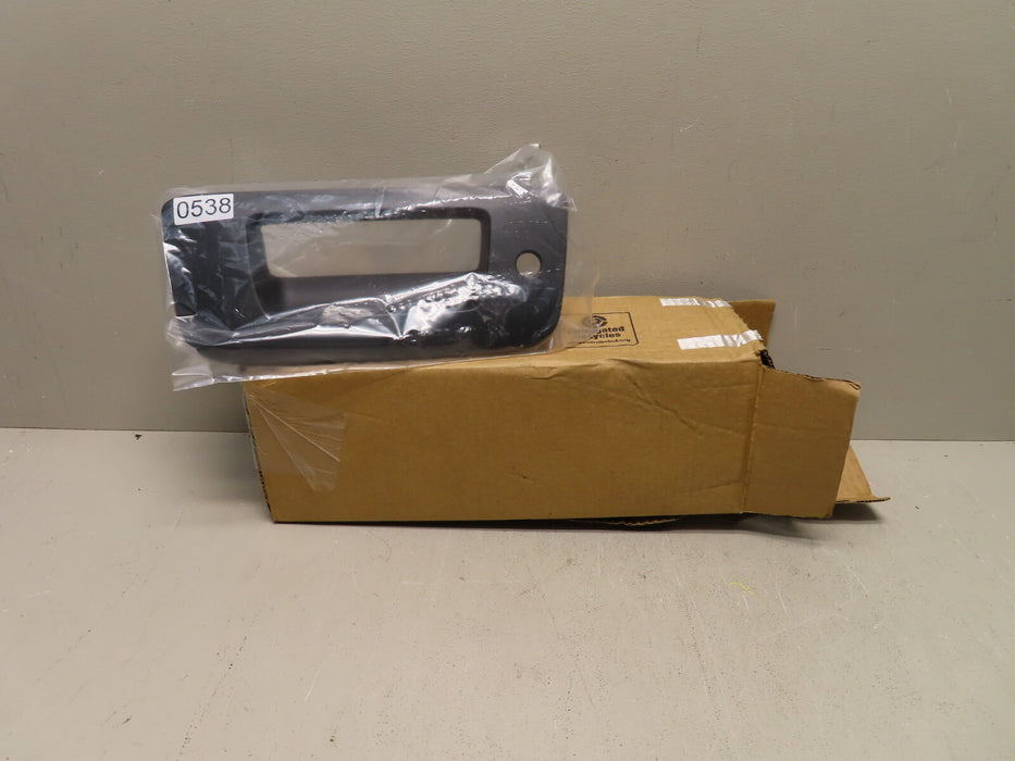 2007-2013 CHEVROLET SILVERADO SIERRA TAILGATE HANDLE BEZEL 22755302