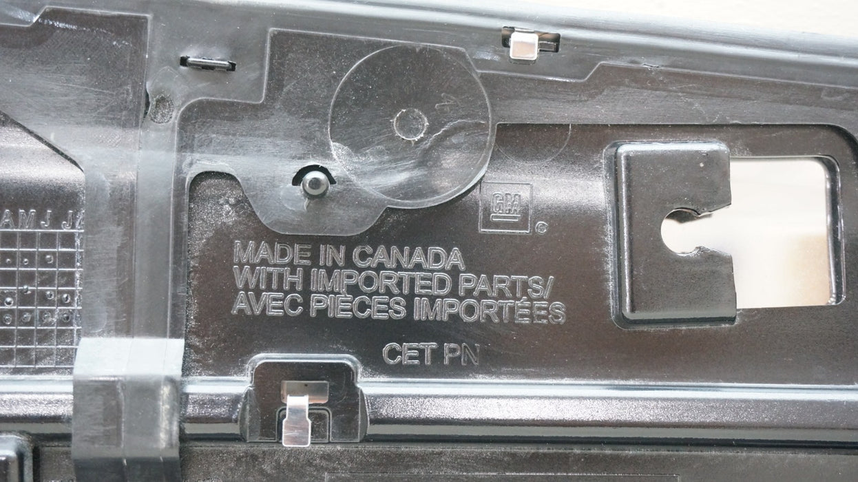 2022-2024 CHEVROLET SUBURBAN FRONT LEFT SIDE C PILLAR MOLDING OEM 85136436