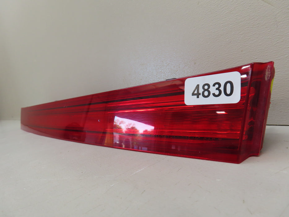 2015-2019 LINCOLN MKC REAR LIFTGATE CENTER LED TAIL LIGHT OEM