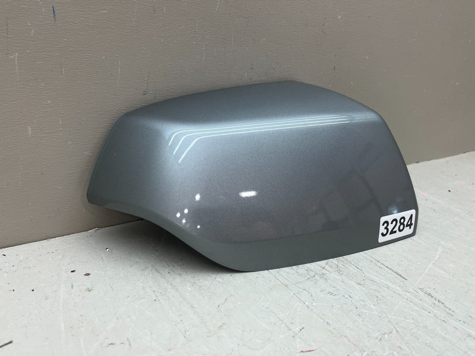 2021-2026 CHEVROLET TAHOE SUBURBAN RH PASSENGER MIRROR CAP GREY OEM 84703355