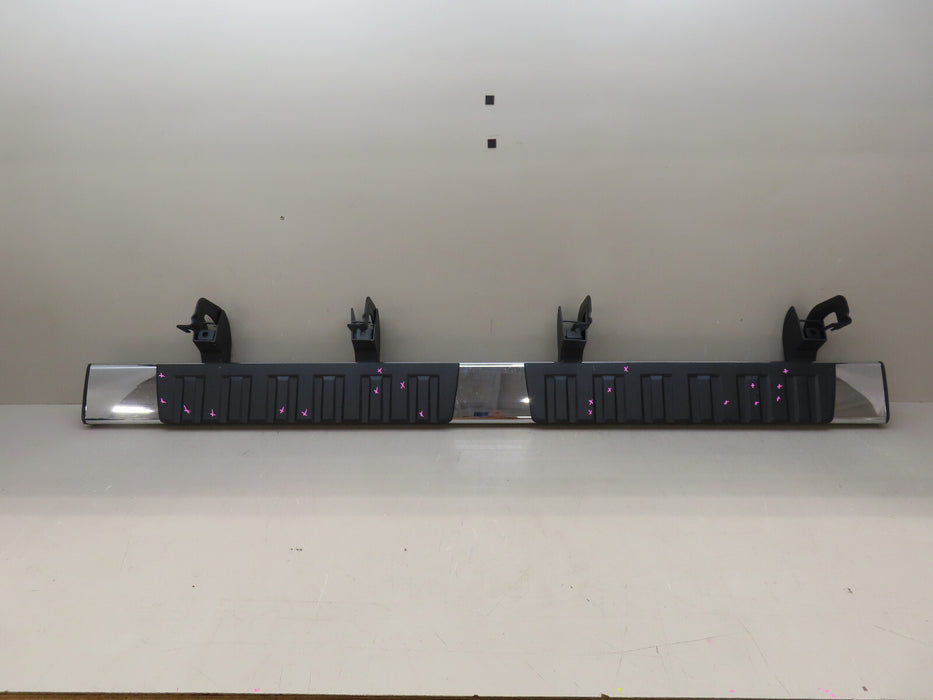 2015-2019 CHEVROLET/GMC SILVERADO-SIERRA 2500 3500 LEFT DRIVER RUNNING BOARD OEM