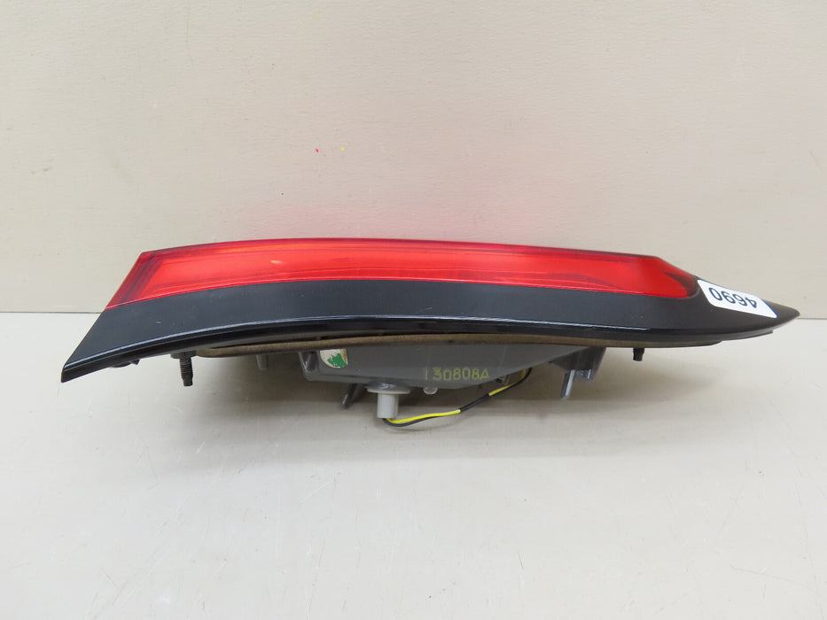 2014-2018 JEEP CHEROKEE REAR RIGHT PASSENGER TAIL LIGHT INNER OEM 68102920AC