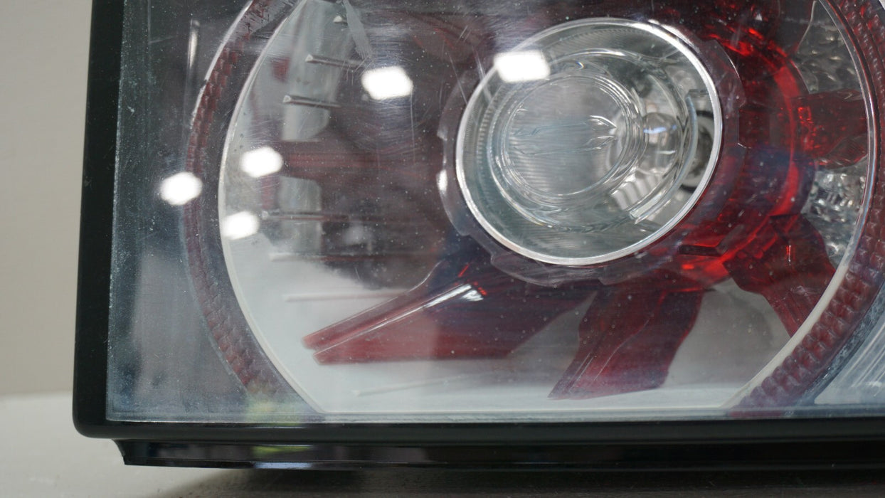2012-2015 LAND RANGE ROVER EVOQUE RIGHT PASSENGER SIDE TAIL LIGHT OUTER LAMP OEM