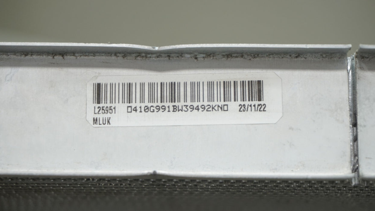 2022-2024 LAND ROVER RANGE ROVER HSE MAIN RADIATOR OEM L25951
