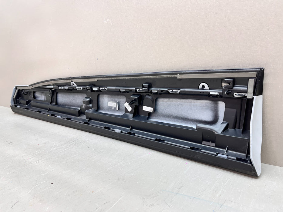 2025-2027 AUDI Q5 RH FRONT DOOR TRIM COVER 8MA.853.960 OEM