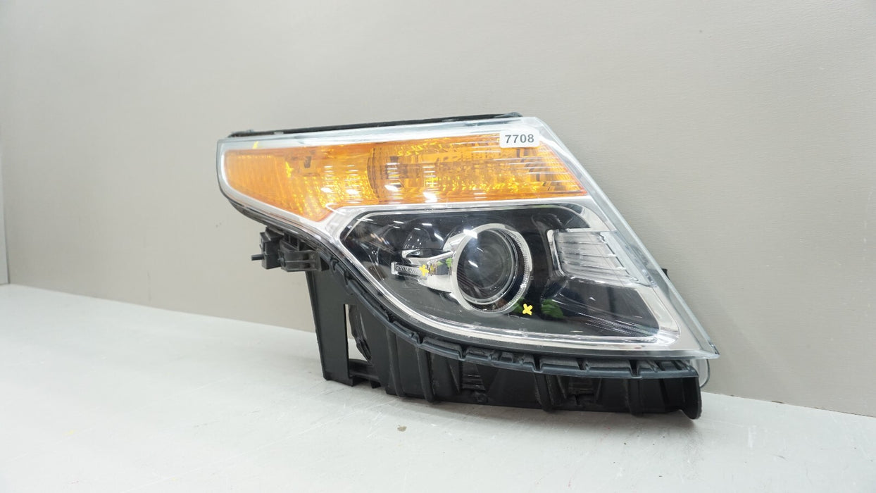 2013-2015 FORD EXPLORER FRONT RH RIGHT PASSENGER SIDE HALOGEN HEADLIGHT OEM